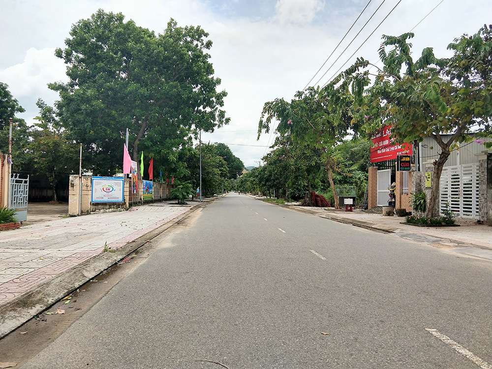 Bán đất Khu dân cư Tân Phước, gần ngã ba cảng Cái Mép, sổ đỏ, đường thông 2 đầu